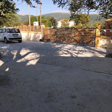 Ira'S House Villa Сами Екстериор снимка