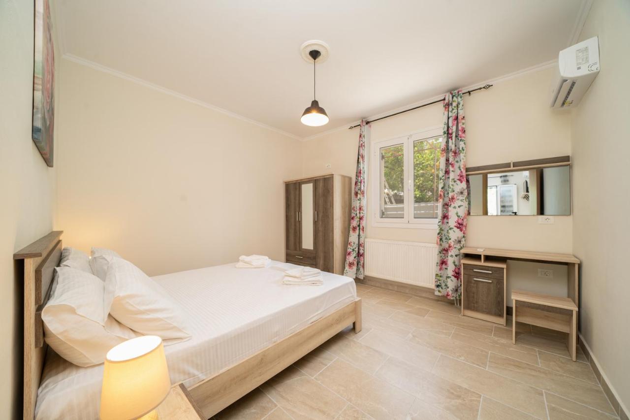 Ira'S House Villa Сами Екстериор снимка