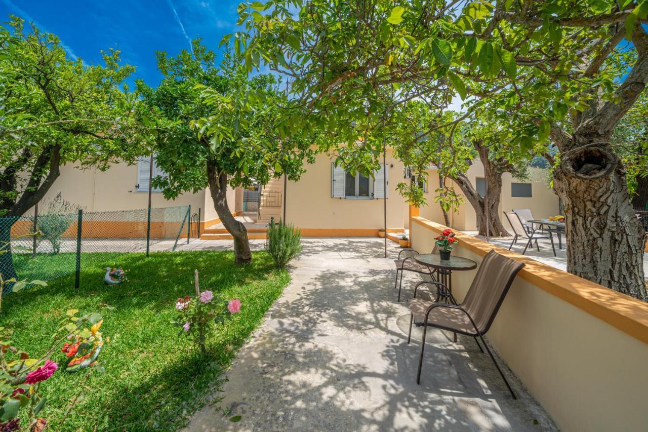 Ira'S House Villa Сами Екстериор снимка